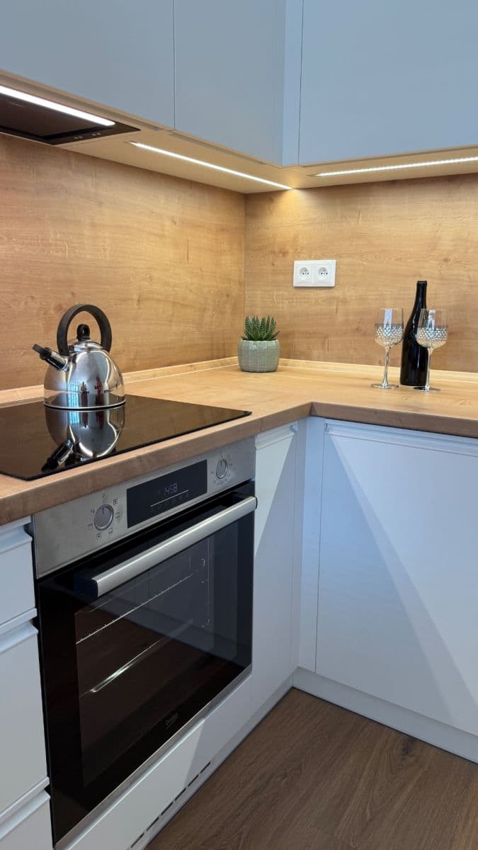 Prenájom bytu 1-izbový 52 m², Ořechová, Ivančice, Jihomoravský kraj Prenájom bytu 1-izbový 52 m², Ořechová, Ivančice, Jihomoravský kraj