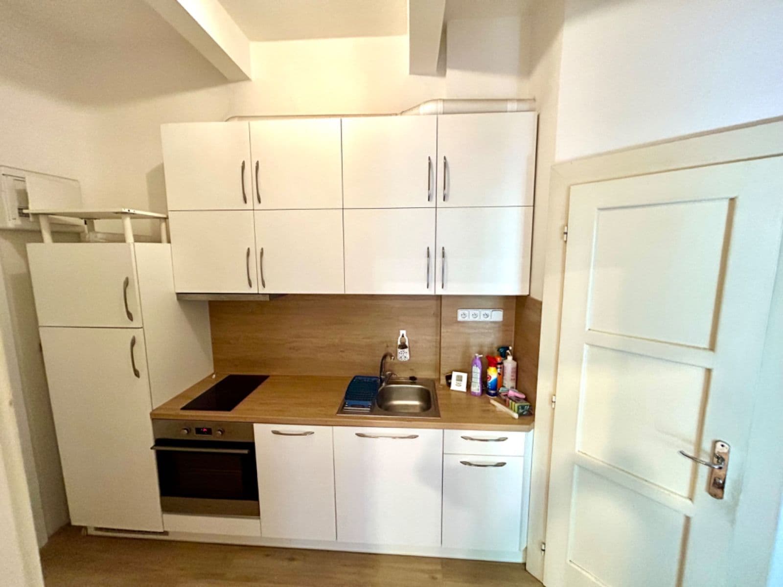 Prenájom bytu 2-izbový 47 m², Ke Krči, Praha, Praha Prenájom bytu 2-izbový 47 m², Ke Krči, Praha, Praha