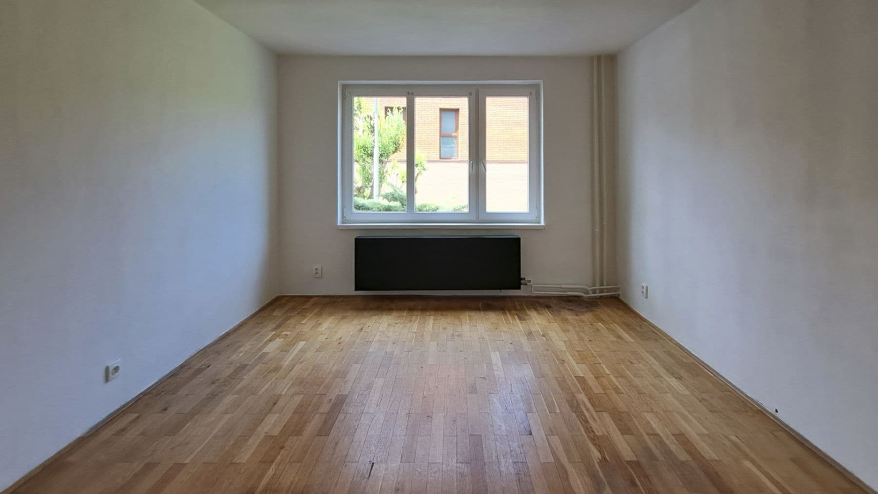 Prenájom bytu 3-izbový 75 m², Haklova, Hostivice, Středočeský kraj Prenájom bytu 3-izbový 75 m², Haklova, Hostivice, Středočeský kraj