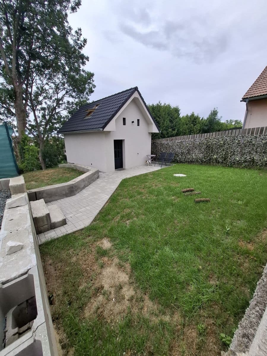 Predaj rekreačného objektu 52 m², pozemok 401 m², Výmarova, Praha, Praha Predaj rekreačného objektu 52 m², pozemok 401 m², Výmarova, Praha, Praha