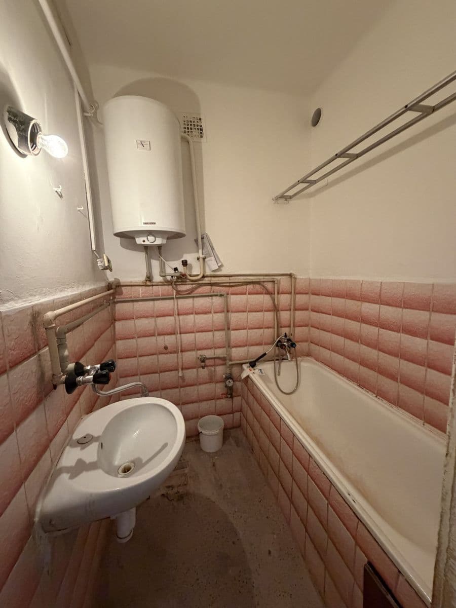 Predaj bytu 2-izbový 80 m², Bílina, Ústecký kraj Predaj bytu 2-izbový 80 m², Bílina, Ústecký kraj