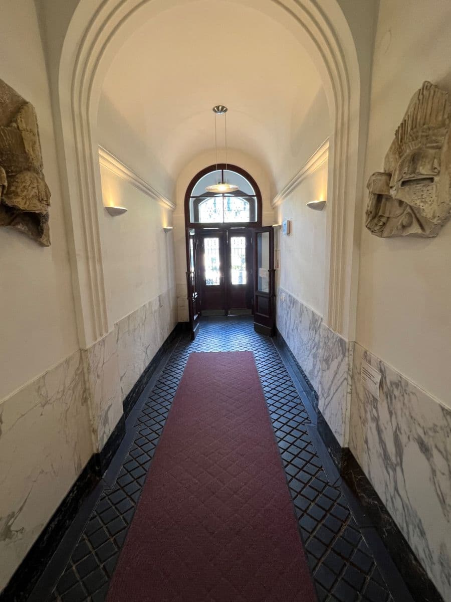 Prenájom bytu 2-izbový 94 m², náměstí Svobody, Brno, Jihomoravský kraj Prenájom bytu 2-izbový 94 m², náměstí Svobody, Brno, Jihomoravský kraj