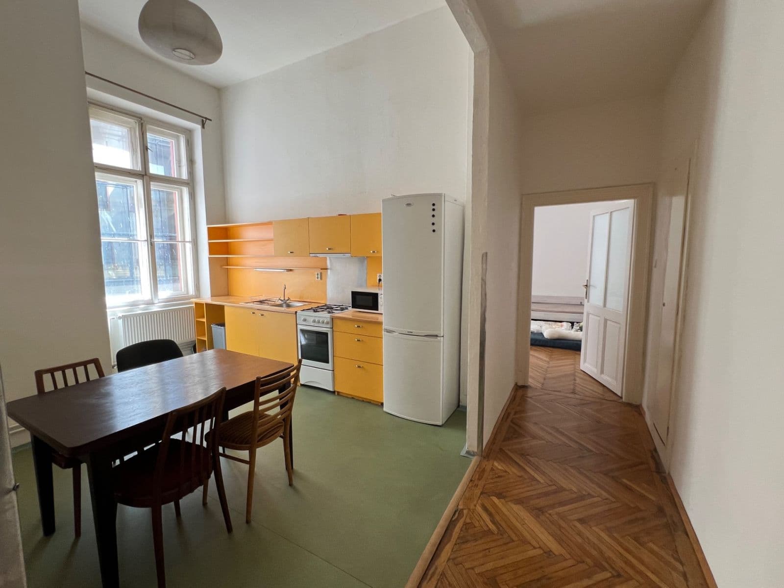 Prenájom bytu 2-izbový 94 m², náměstí Svobody, Brno, Jihomoravský kraj Prenájom bytu 2-izbový 94 m², náměstí Svobody, Brno, Jihomoravský kraj