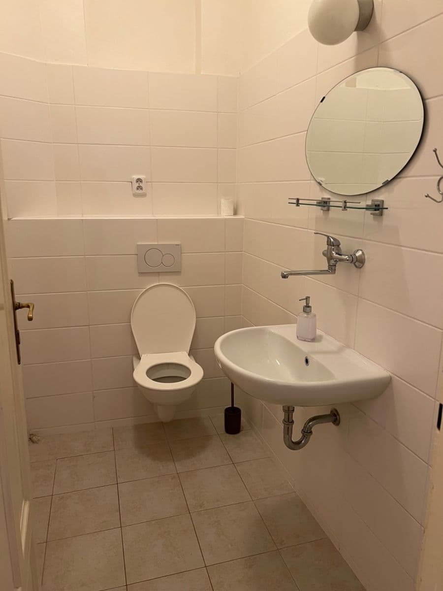 Prenájom bytu 2-izbový 94 m², náměstí Svobody, Brno, Jihomoravský kraj Prenájom bytu 2-izbový 94 m², náměstí Svobody, Brno, Jihomoravský kraj
