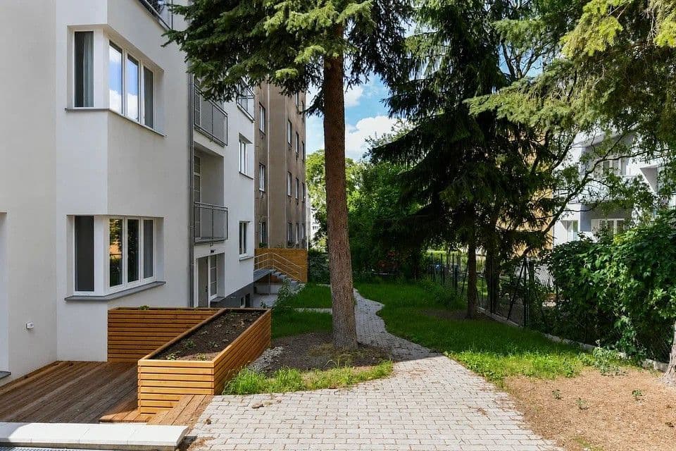 Prenájom bytu 3-izbový 72 m², Pod Drinopolem, Praha, Praha Prenájom bytu 3-izbový 72 m², Pod Drinopolem, Praha, Praha