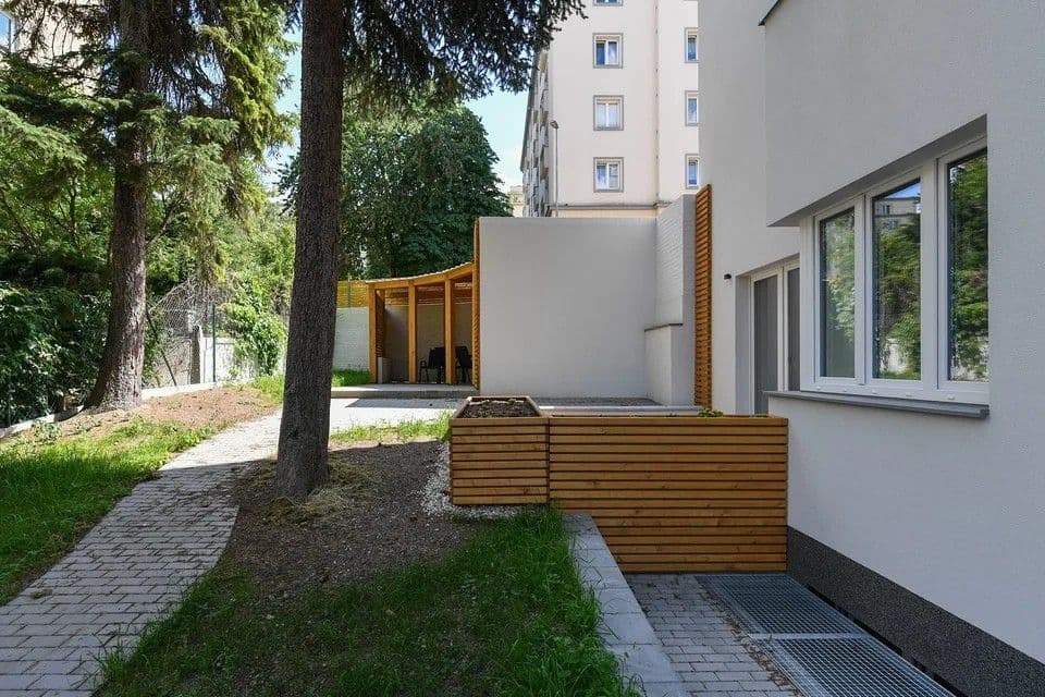 Prenájom bytu 3-izbový 72 m², Pod Drinopolem, Praha, Praha Prenájom bytu 3-izbový 72 m², Pod Drinopolem, Praha, Praha