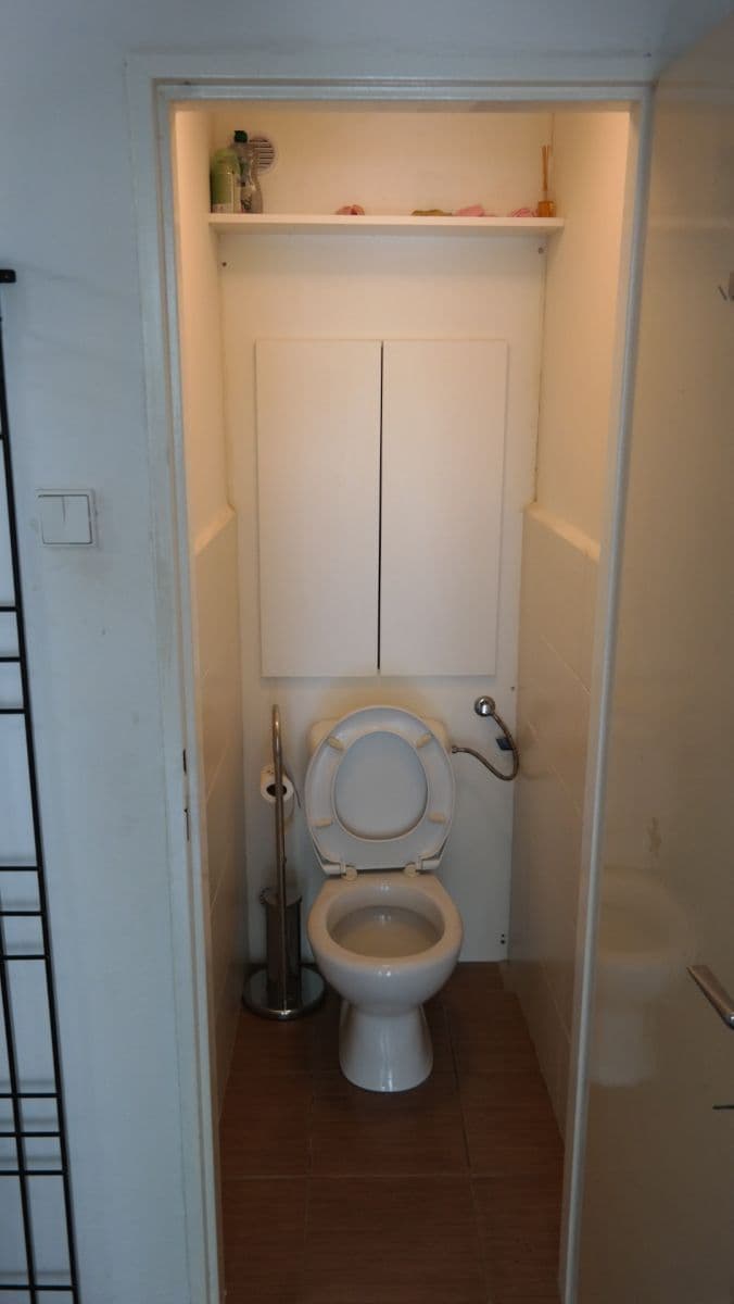 Prenájom bytu 3-izbový 70 m², K Lánu, Praha, Praha Prenájom bytu 3-izbový 70 m², K Lánu, Praha, Praha
