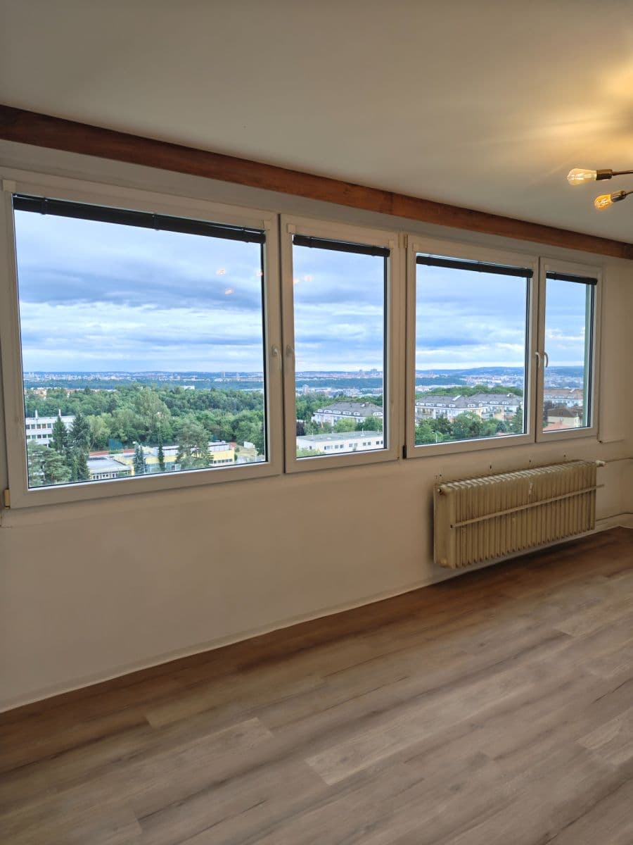 Prenájom bytu 3-izbový 66 m², Bedřichovská, Praha, Praha Prenájom bytu 3-izbový 66 m², Bedřichovská, Praha, Praha