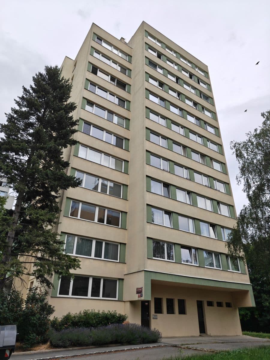 Prenájom bytu 3-izbový 66 m², Bedřichovská, Praha, Praha Prenájom bytu 3-izbový 66 m², Bedřichovská, Praha, Praha