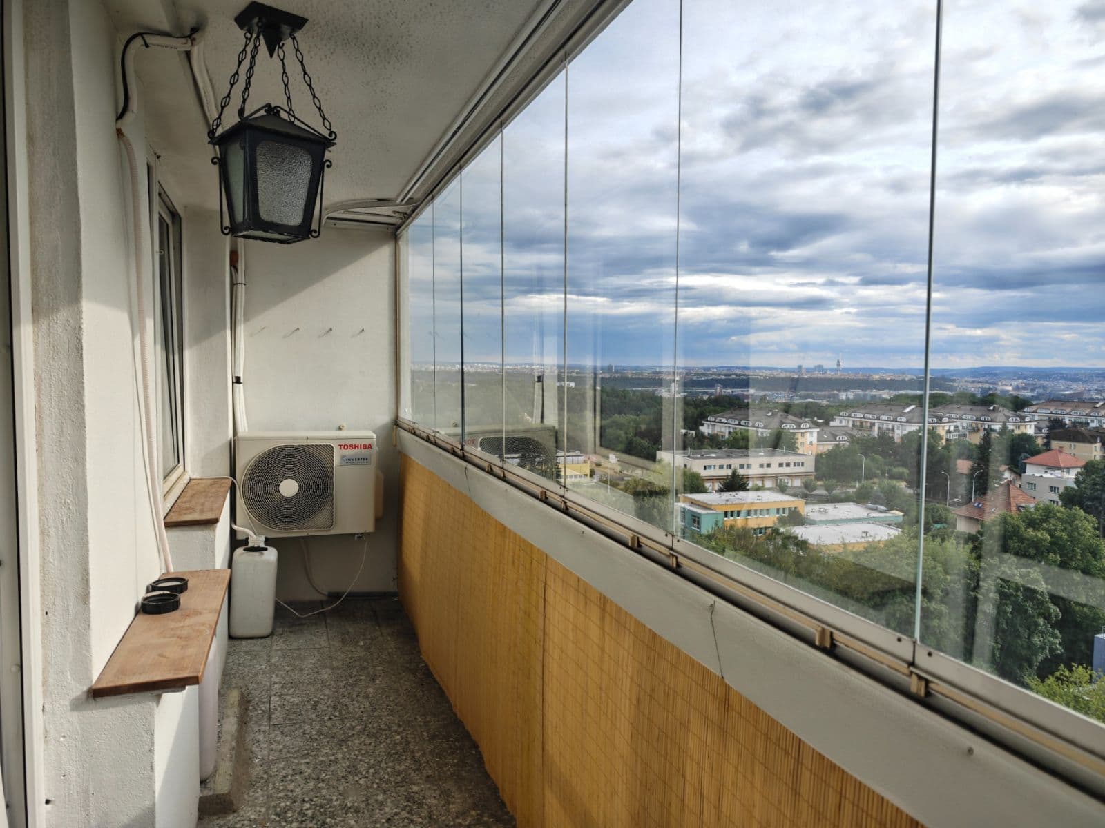 Prenájom bytu 3-izbový 66 m², Bedřichovská, Praha, Praha Prenájom bytu 3-izbový 66 m², Bedřichovská, Praha, Praha