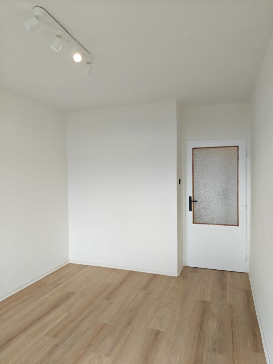 Prenájom bytu 3-izbový 66 m², Bedřichovská, Praha, Praha Prenájom bytu 3-izbový 66 m², Bedřichovská, Praha, Praha