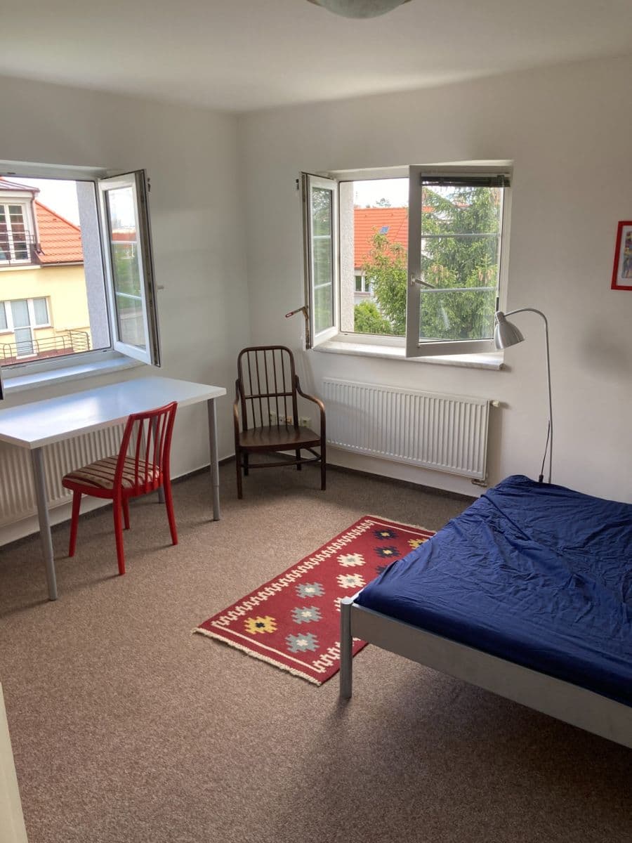 Prenájom bytu 7-izbový 16 m², Jihovýchodní VII, Praha, Praha Prenájom bytu 7-izbový 16 m², Jihovýchodní VII, Praha, Praha