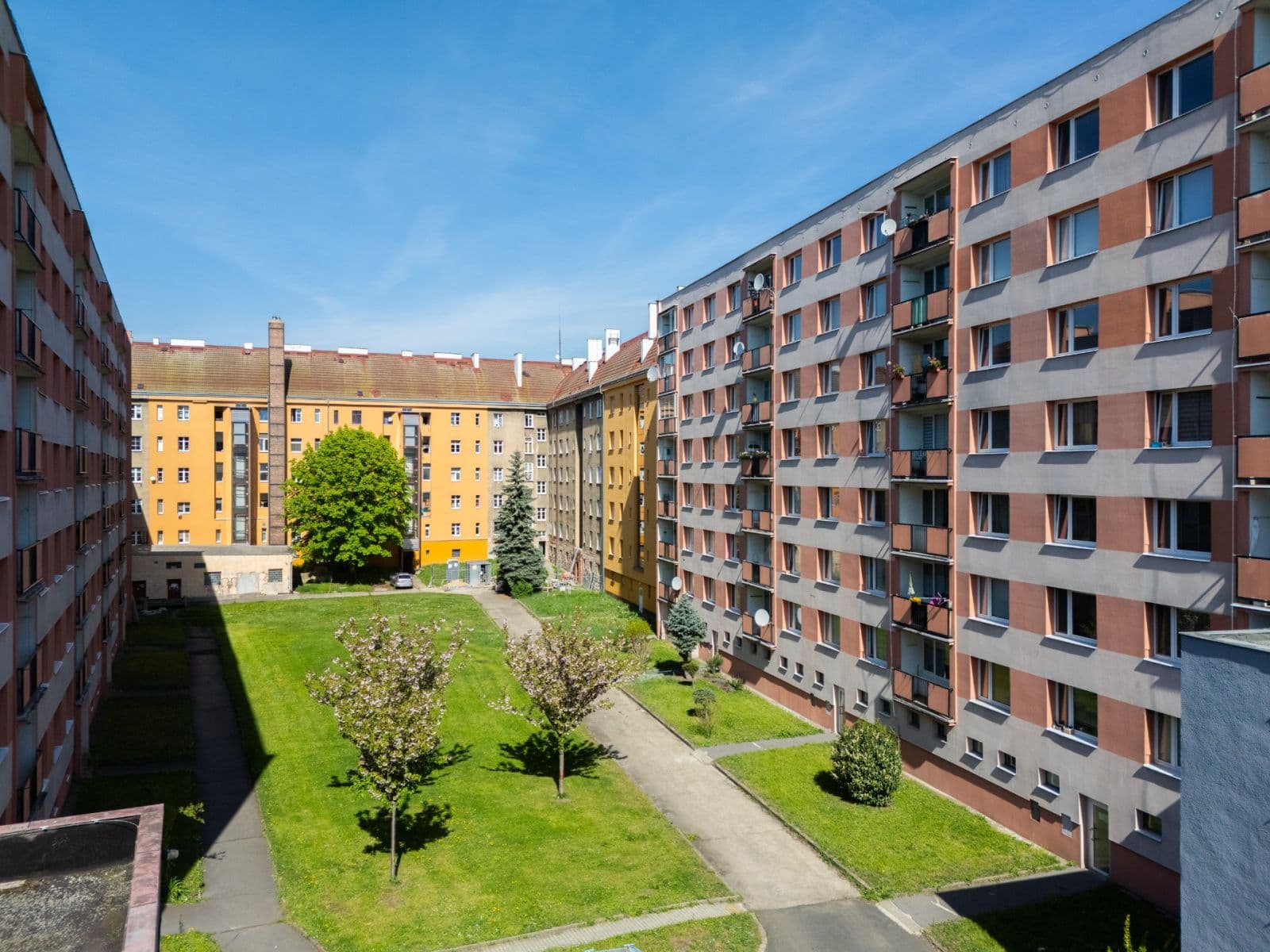 Predaj bytu 1-izbový 43 m², U Vlastního krbu, Teplice, Ústecký kraj Predaj bytu 1-izbový 43 m², U Vlastního krbu, Teplice, Ústecký kraj