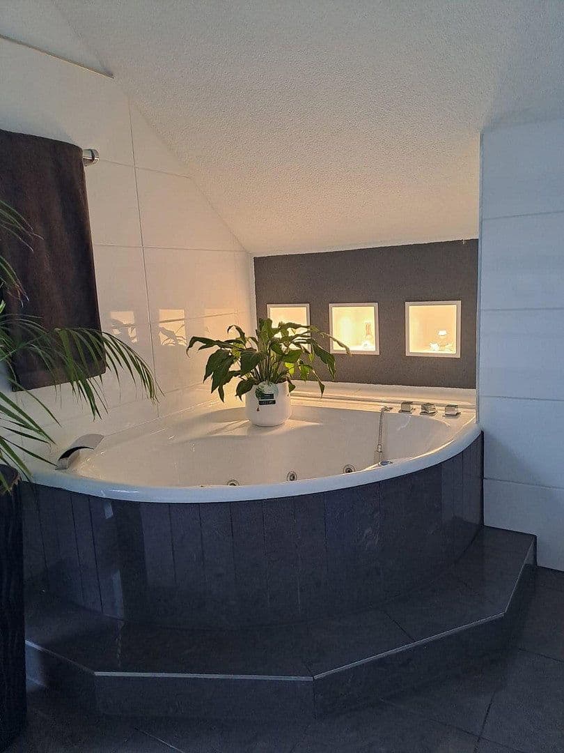 Predaj domu 128 m², pozemok 450 m², Wildberg, Bádensko-Wurttembersko Predaj domu 128 m², pozemok 450 m², Wildberg, Bádensko-Wurttembersko
