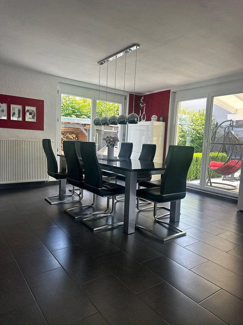 Predaj domu 128 m², pozemok 450 m², Wildberg, Bádensko-Wurttembersko Predaj domu 128 m², pozemok 450 m², Wildberg, Bádensko-Wurttembersko