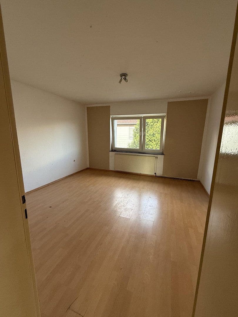 Prenájom bytu 3-izbový 75 m², Eisackerstr. 9, Katzweiler, Porýnie-Falcko Prenájom bytu 3-izbový 75 m², Eisackerstr. 9, Katzweiler, Porýnie-Falcko