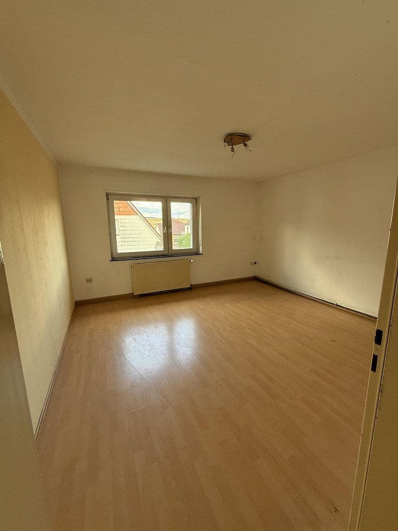 Prenájom bytu 3-izbový 75 m², Eisackerstr. 9, Katzweiler, Porýnie-Falcko Prenájom bytu 3-izbový 75 m², Eisackerstr. 9, Katzweiler, Porýnie-Falcko