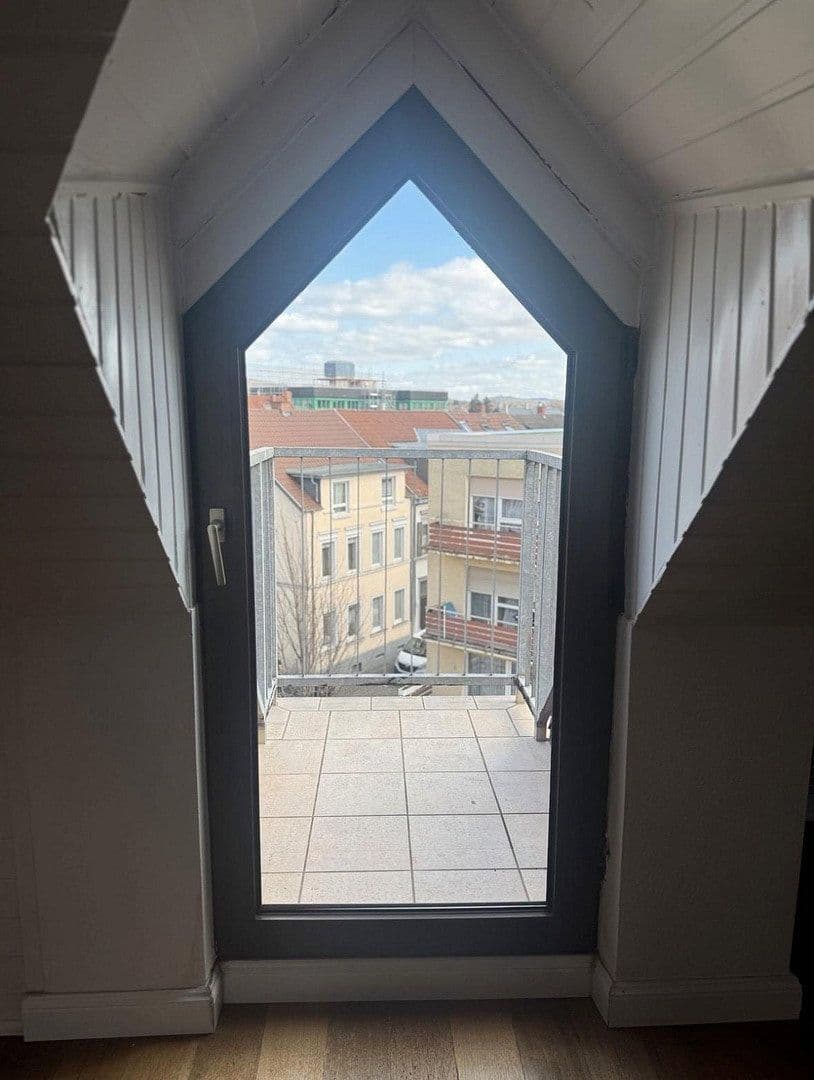 Predaj bytu 1-izbový 79 m², Kaiserslautern, Porýnie-Falcko Predaj bytu 1-izbový 79 m², Kaiserslautern, Porýnie-Falcko
