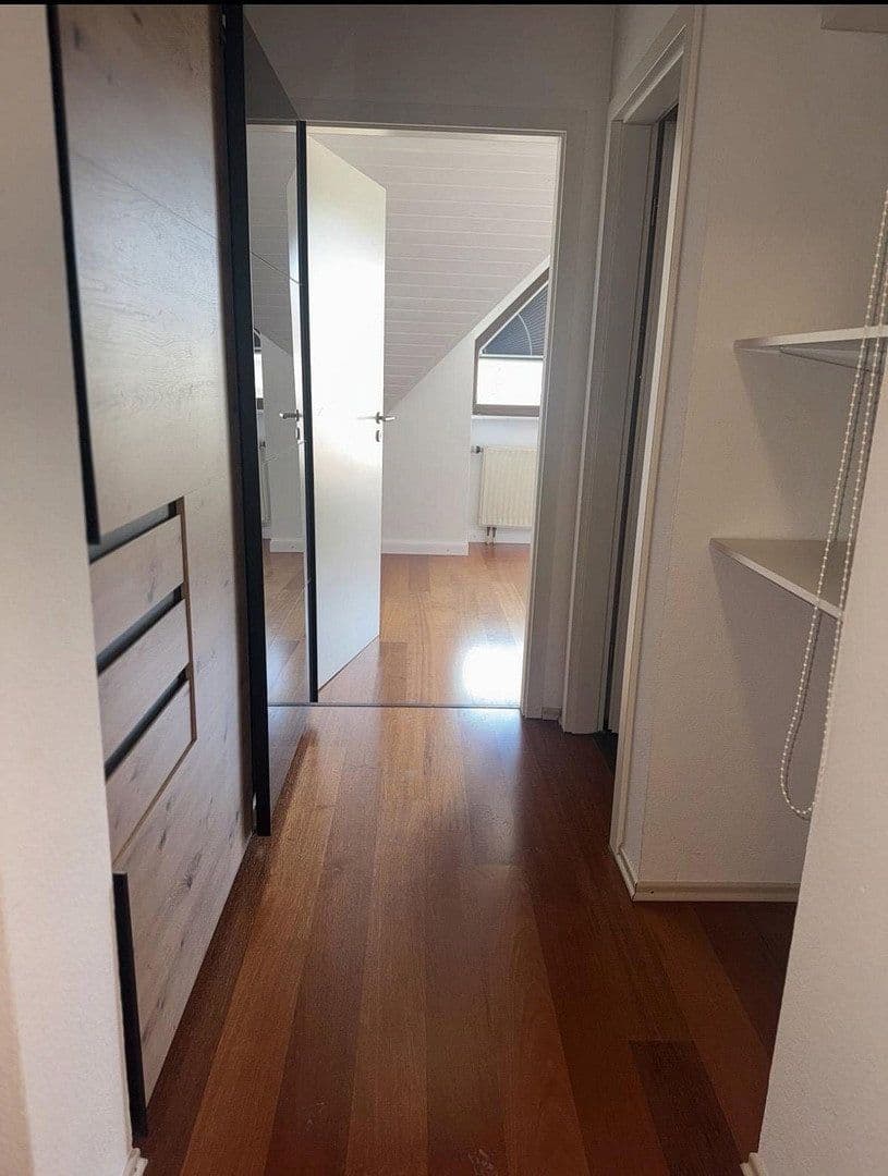 Predaj bytu 1-izbový 79 m², Kaiserslautern, Porýnie-Falcko Predaj bytu 1-izbový 79 m², Kaiserslautern, Porýnie-Falcko