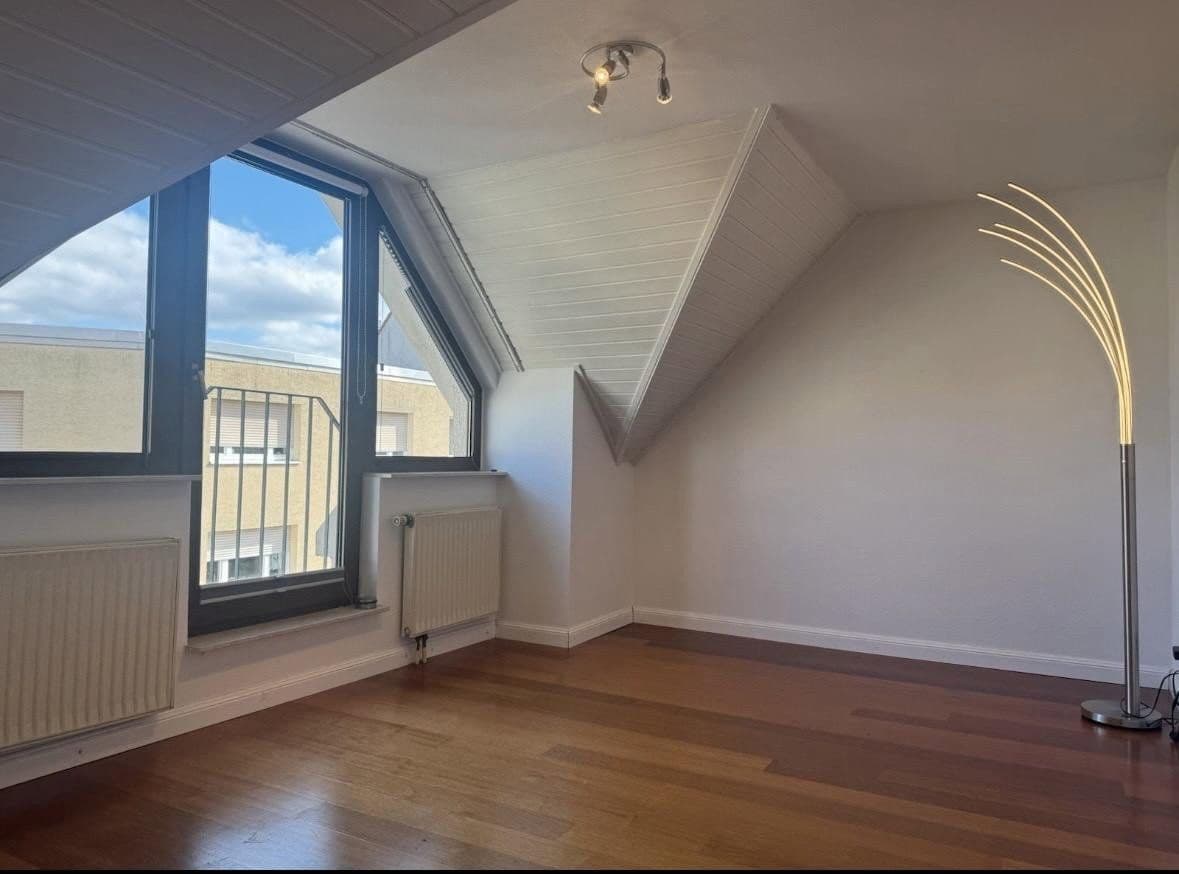 Predaj bytu 1-izbový 79 m², Kaiserslautern, Porýnie-Falcko Predaj bytu 1-izbový 79 m², Kaiserslautern, Porýnie-Falcko