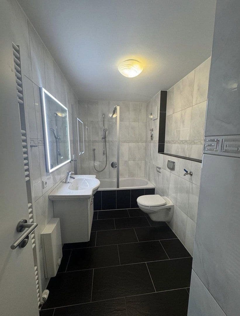 Predaj bytu 1-izbový 79 m², Kaiserslautern, Porýnie-Falcko Predaj bytu 1-izbový 79 m², Kaiserslautern, Porýnie-Falcko