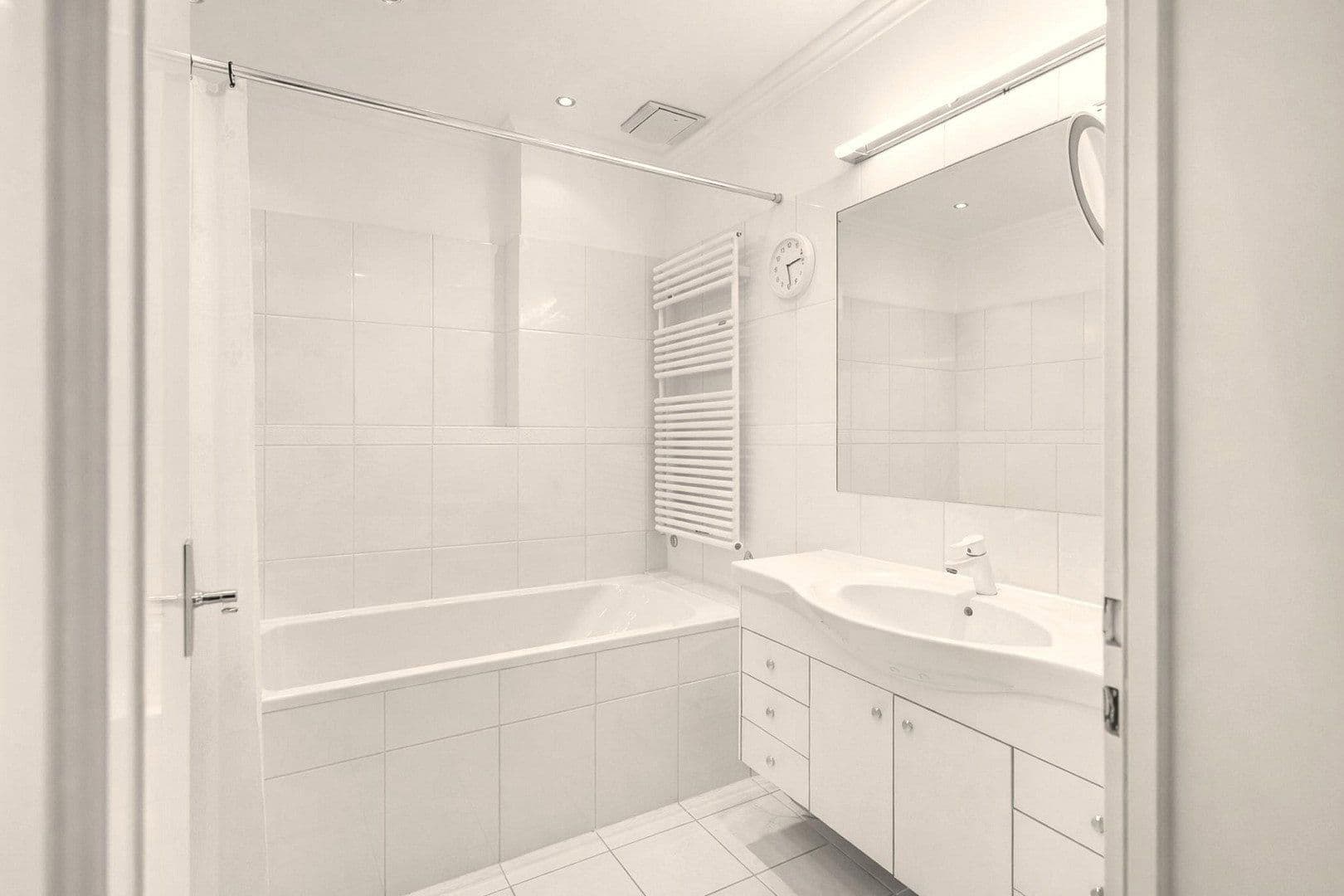 Predaj bytu 3-izbový 131 m², Am Hirschsprung 62, Berlin, Berlín Predaj bytu 3-izbový 131 m², Am Hirschsprung 62, Berlin, Berlín