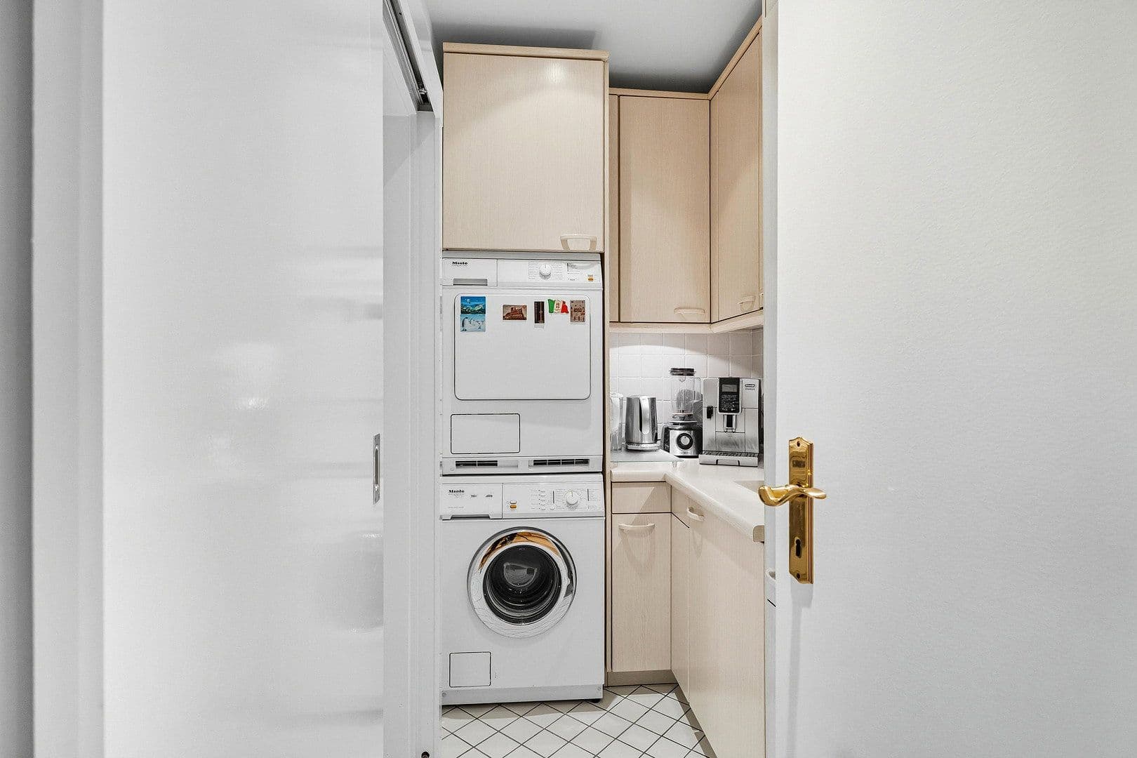 Predaj bytu 3-izbový 131 m², Am Hirschsprung 62, Berlin, Berlín Predaj bytu 3-izbový 131 m², Am Hirschsprung 62, Berlin, Berlín