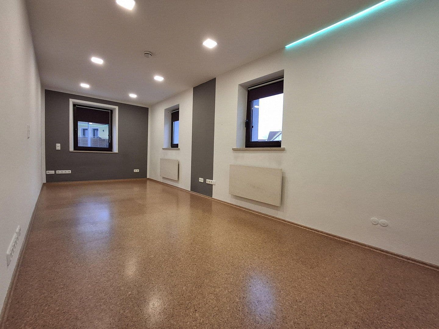 Predaj domu 159 m², pozemok 300 m², Dorfstr. 52, Haundorf, Bavorsko Predaj domu 159 m², pozemok 300 m², Dorfstr. 52, Haundorf, Bavorsko
