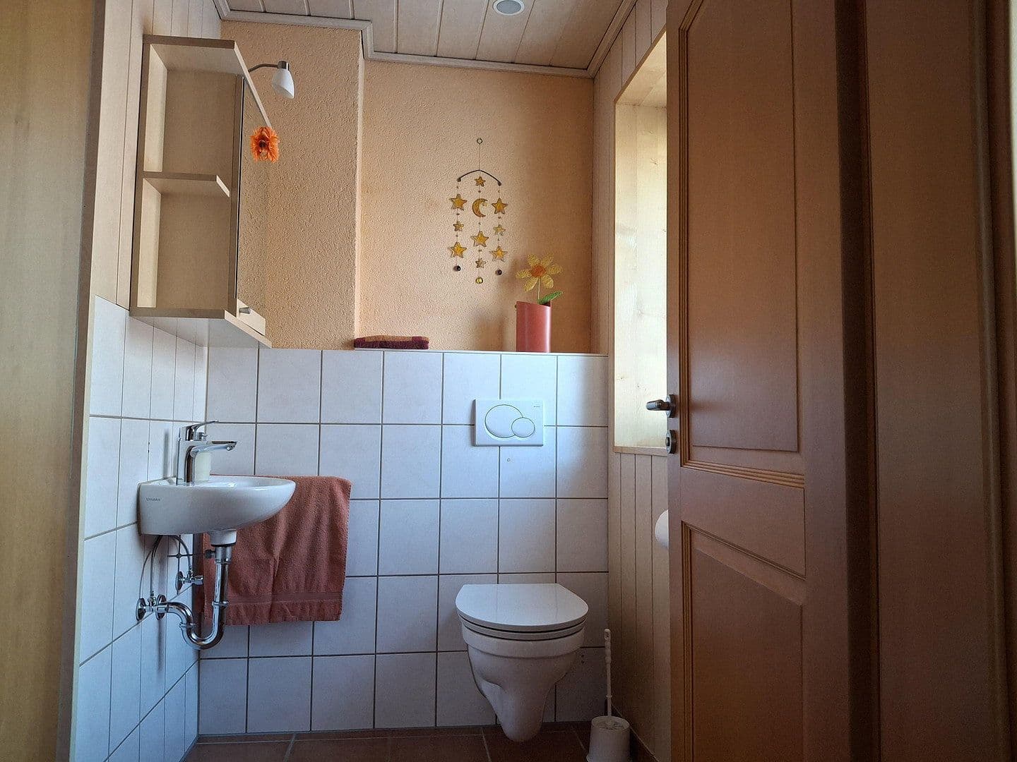 Predaj domu 159 m², pozemok 300 m², Dorfstr. 52, Haundorf, Bavorsko Predaj domu 159 m², pozemok 300 m², Dorfstr. 52, Haundorf, Bavorsko