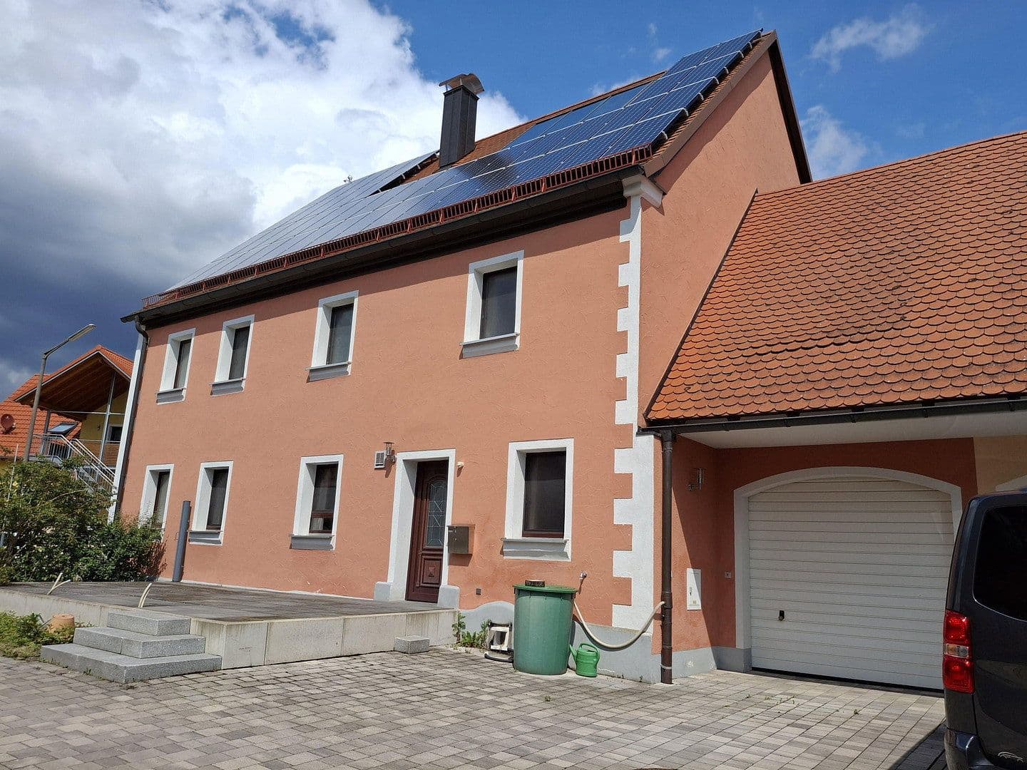 Predaj domu 159 m², pozemok 300 m², Dorfstr. 52, Haundorf, Bavorsko Predaj domu 159 m², pozemok 300 m², Dorfstr. 52, Haundorf, Bavorsko