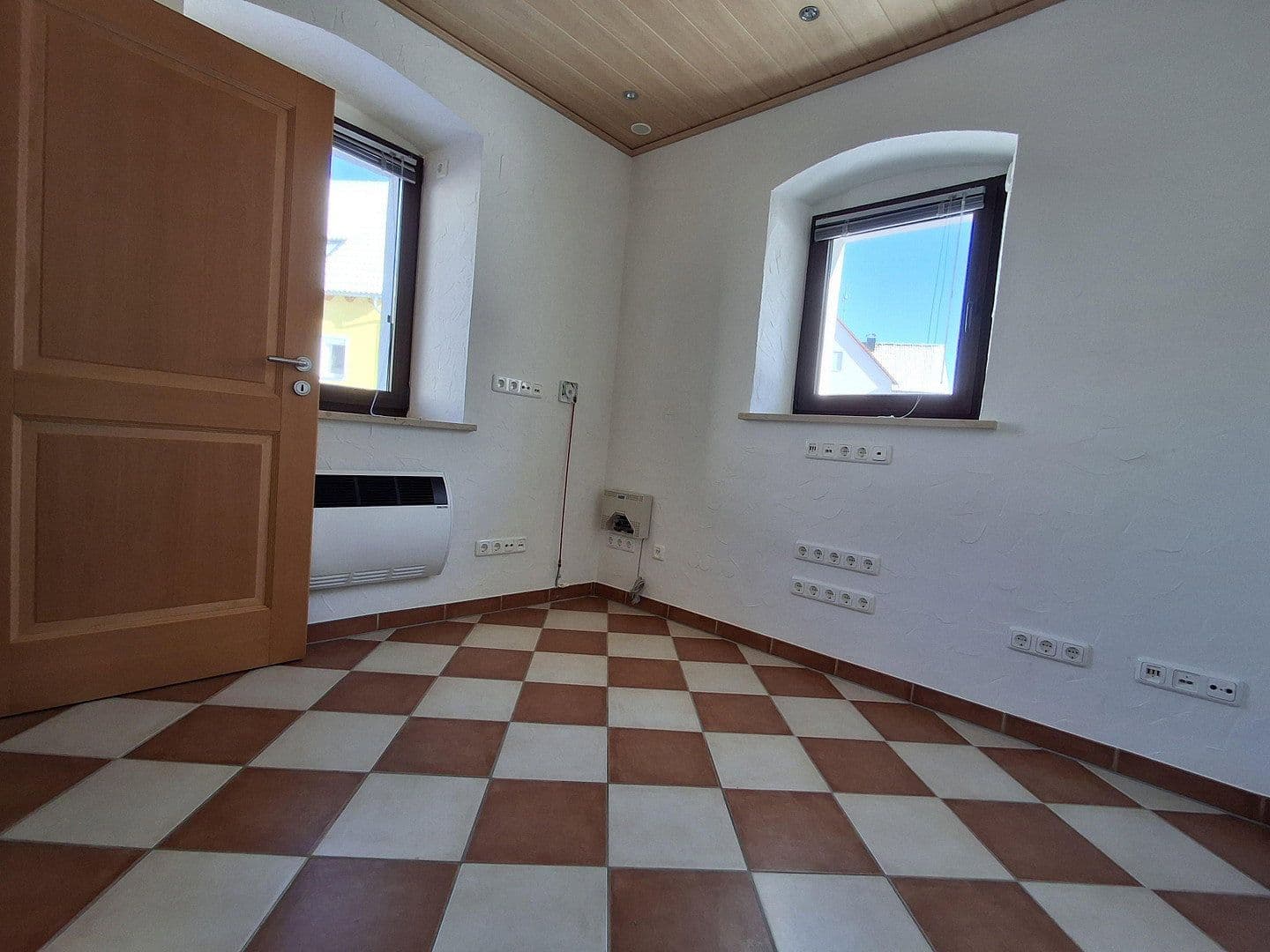Predaj domu 159 m², pozemok 300 m², Dorfstr. 52, Haundorf, Bavorsko Predaj domu 159 m², pozemok 300 m², Dorfstr. 52, Haundorf, Bavorsko