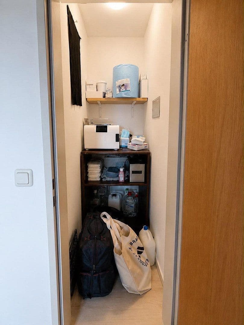 Prenájom bytu 3-izbový 78 m², Im Bonnenfeld 7, Duisburg, Severné Porýnie - Westfálsko Prenájom bytu 3-izbový 78 m², Im Bonnenfeld 7, Duisburg, Severné Porýnie - Westfálsko