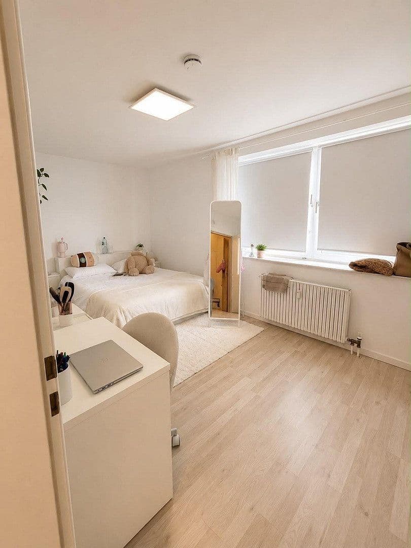Prenájom bytu 3-izbový 78 m², Im Bonnenfeld 7, Duisburg, Severné Porýnie - Westfálsko Prenájom bytu 3-izbový 78 m², Im Bonnenfeld 7, Duisburg, Severné Porýnie - Westfálsko