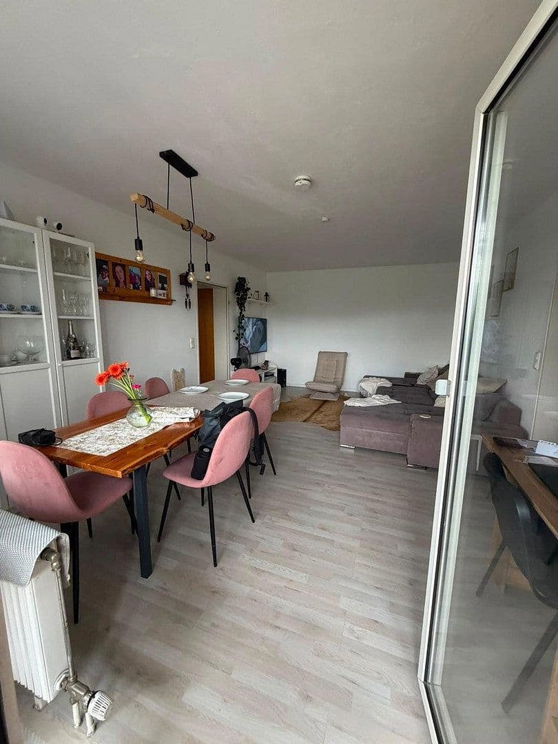 Prenájom bytu 3-izbový 78 m², Im Bonnenfeld 7, Duisburg, Severné Porýnie - Westfálsko Prenájom bytu 3-izbový 78 m², Im Bonnenfeld 7, Duisburg, Severné Porýnie - Westfálsko