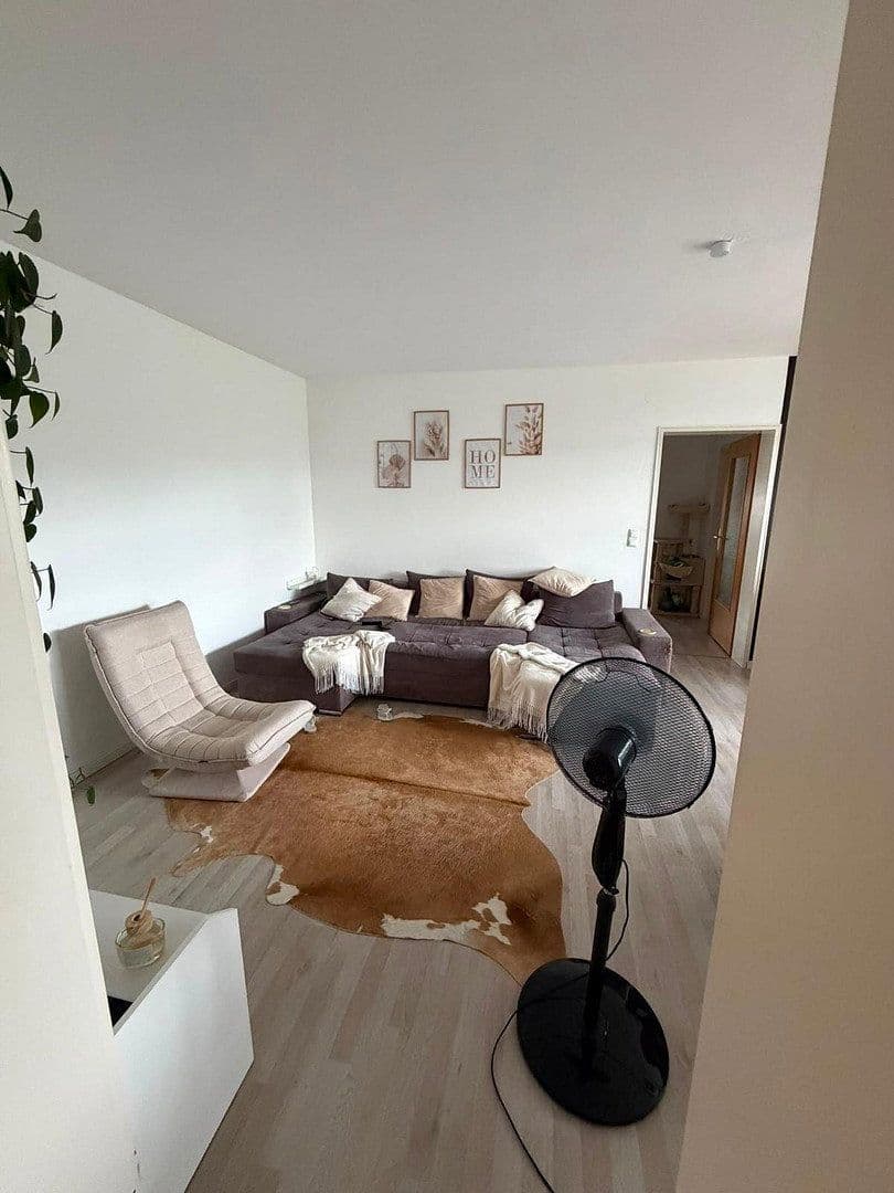 Prenájom bytu 3-izbový 78 m², Im Bonnenfeld 7, Duisburg, Severné Porýnie - Westfálsko Prenájom bytu 3-izbový 78 m², Im Bonnenfeld 7, Duisburg, Severné Porýnie - Westfálsko