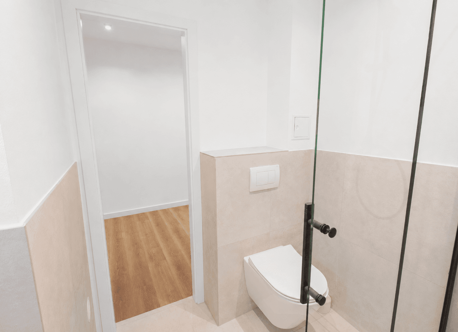 Prenájom bytu 2-izbový 50 m², Zimmerstraße 7, Düsseldorf, Severné Porýnie - Westfálsko Prenájom bytu 2-izbový 50 m², Zimmerstraße 7, Düsseldorf, Severné Porýnie - Westfálsko