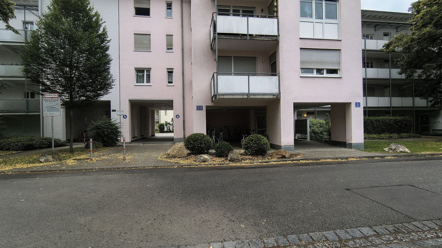 Prenájom bytu 1-izbový 35 m², Charles-von-Lindbergh-Straße 8 , 93049 Regensburg, Regensburg, Bavorsko Prenájom bytu 1-izbový 35 m², Charles-von-Lindbergh-Straße 8 , 93049 Regensburg, Regensburg, Bavorsko