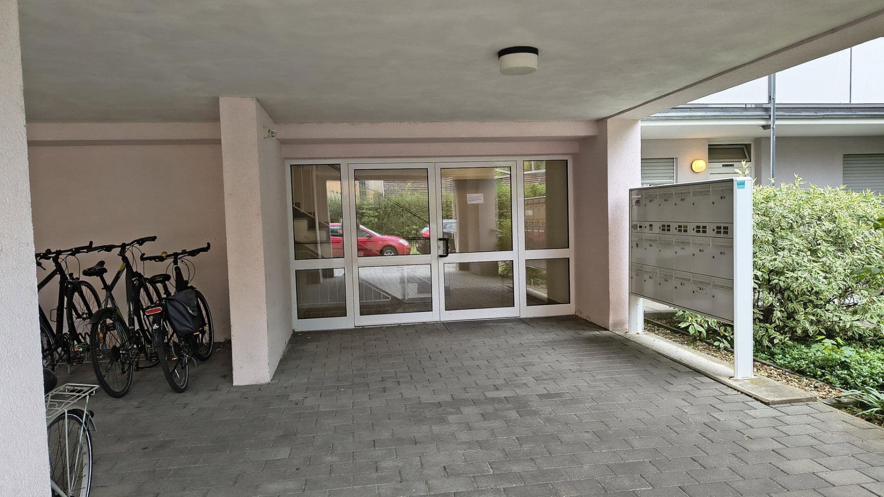 Prenájom bytu 1-izbový 35 m², Charles-von-Lindbergh-Straße 8 , 93049 Regensburg, Regensburg, Bavorsko Prenájom bytu 1-izbový 35 m², Charles-von-Lindbergh-Straße 8 , 93049 Regensburg, Regensburg, Bavorsko