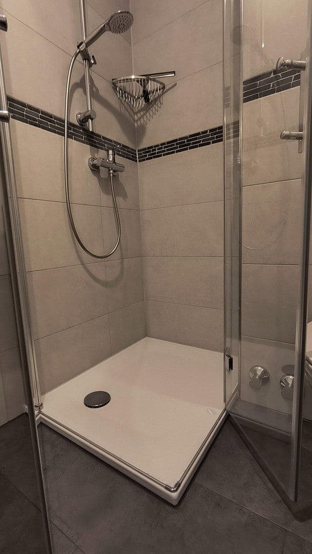 Prenájom bytu 1-izbový 35 m², Charles-von-Lindbergh-Straße 8 , 93049 Regensburg, Regensburg, Bavorsko Prenájom bytu 1-izbový 35 m², Charles-von-Lindbergh-Straße 8 , 93049 Regensburg, Regensburg, Bavorsko