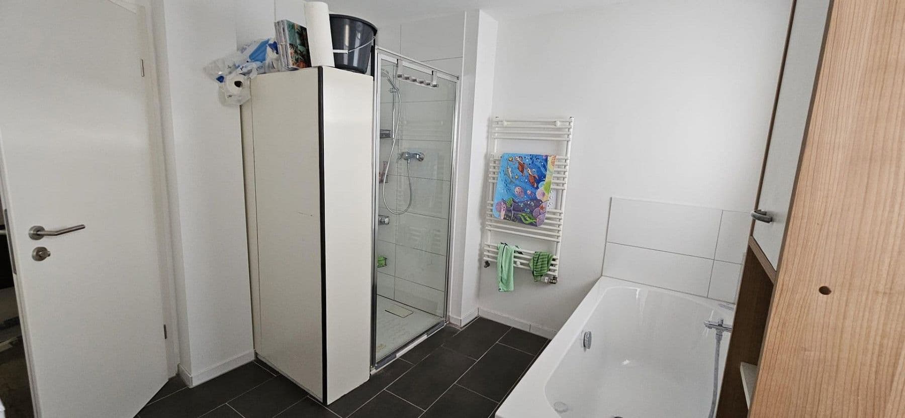 Prenájom bytu 4-izbový 104 m², Hauptstr. 223, Heiligenhaus, Severné Porýnie - Westfálsko Prenájom bytu 4-izbový 104 m², Hauptstr. 223, Heiligenhaus, Severné Porýnie - Westfálsko