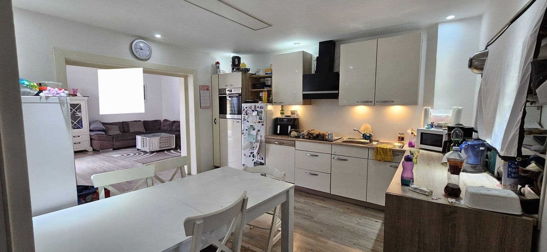 Prenájom bytu 4-izbový 104 m², Hauptstr. 223, Heiligenhaus, Severné Porýnie - Westfálsko Prenájom bytu 4-izbový 104 m², Hauptstr. 223, Heiligenhaus, Severné Porýnie - Westfálsko