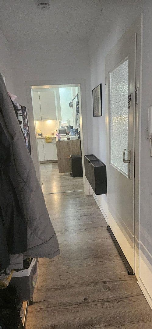 Prenájom bytu 4-izbový 104 m², Hauptstr. 223, Heiligenhaus, Severné Porýnie - Westfálsko Prenájom bytu 4-izbový 104 m², Hauptstr. 223, Heiligenhaus, Severné Porýnie - Westfálsko