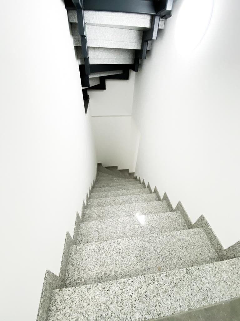 Prenájom bytu 3-izbový 91 m², Goethestr. 18, Bingen, Bádensko-Wurttembersko Prenájom bytu 3-izbový 91 m², Goethestr. 18, Bingen, Bádensko-Wurttembersko