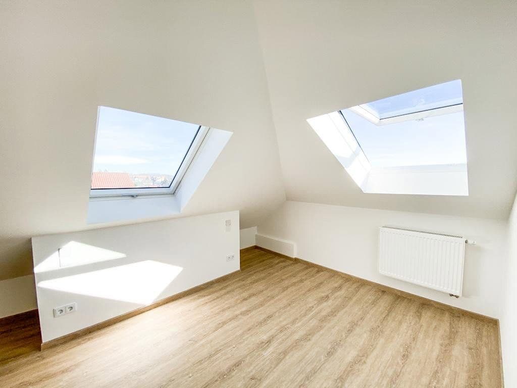 Prenájom bytu 3-izbový 91 m², Goethestr. 18, Bingen, Bádensko-Wurttembersko Prenájom bytu 3-izbový 91 m², Goethestr. 18, Bingen, Bádensko-Wurttembersko