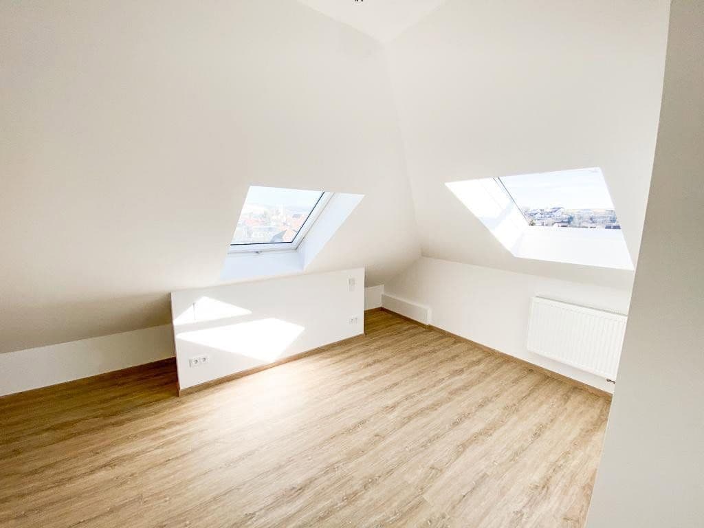 Prenájom bytu 3-izbový 91 m², Goethestr. 18, Bingen, Bádensko-Wurttembersko Prenájom bytu 3-izbový 91 m², Goethestr. 18, Bingen, Bádensko-Wurttembersko