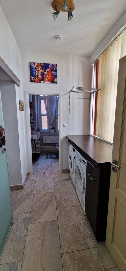 Prenájom bytu 5-izbový 176 m², Ansbach, Bavorsko Prenájom bytu 5-izbový 176 m², Ansbach, Bavorsko
