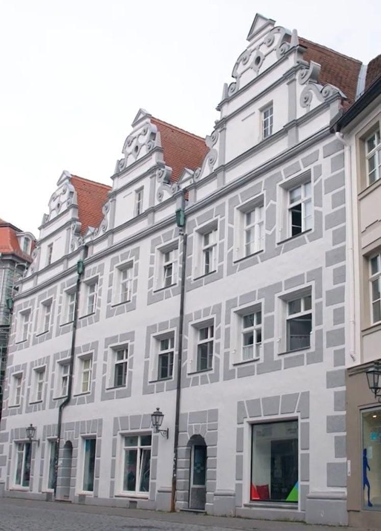 Prenájom bytu 5-izbový 176 m², Ansbach, Bavorsko Prenájom bytu 5-izbový 176 m², Ansbach, Bavorsko