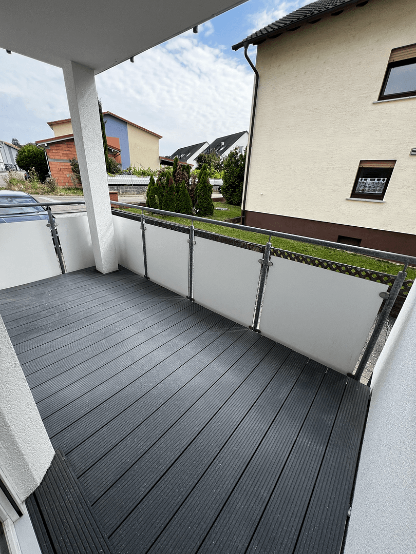 Prenájom bytu 2-izbový 60 m², Mühlhausener Straße 49, Östringen, Bádensko-Wurttembersko Prenájom bytu 2-izbový 60 m², Mühlhausener Straße 49, Östringen, Bádensko-Wurttembersko