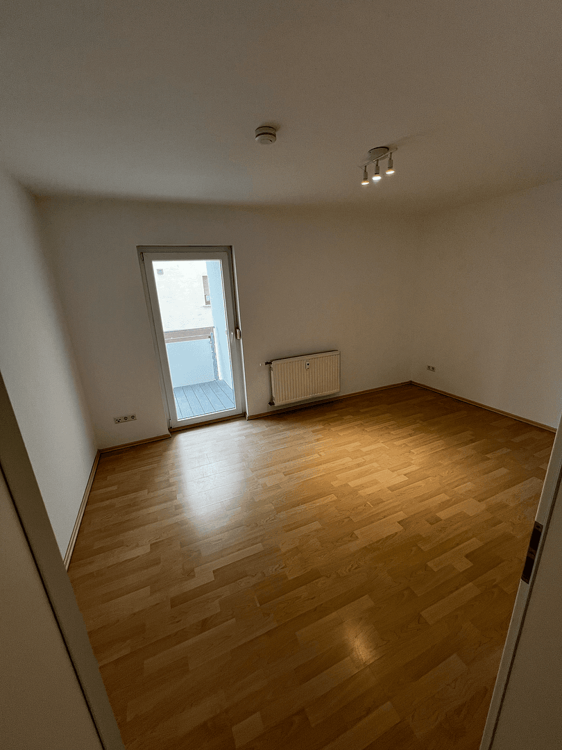 Prenájom bytu 2-izbový 60 m², Mühlhausener Straße 49, Östringen, Bádensko-Wurttembersko Prenájom bytu 2-izbový 60 m², Mühlhausener Straße 49, Östringen, Bádensko-Wurttembersko