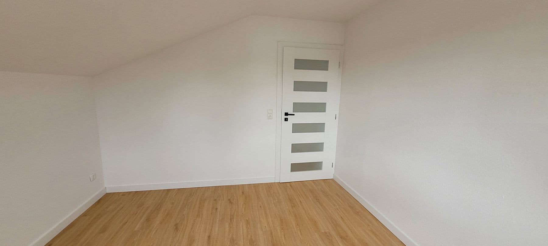 Predaj bytu 4-izbový 88 m², Bad Pyrmont, Dolné Sasko Predaj bytu 4-izbový 88 m², Bad Pyrmont, Dolné Sasko